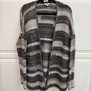 J. Jill Multitone Gray and Black Open Cardigan. Size says M but it’s oversized.
